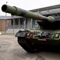 Leopard 2 A6