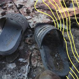 Schäden nach dem israelischen Luftangriff im Gazastreifen am 15. Juli 2025.