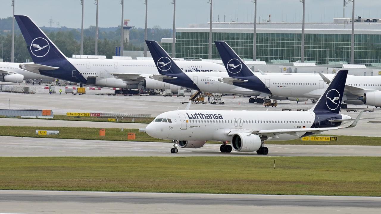 Piloten und Flugbegleiter kündigen Streiks für Donnerstag an