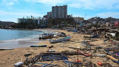 Zerstörung am Strand in Acapulco.