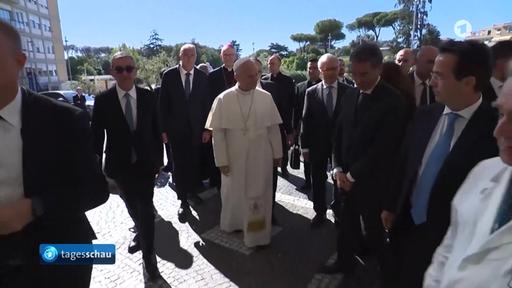Papst Leo XIV. in Rom erfolgreich operiert