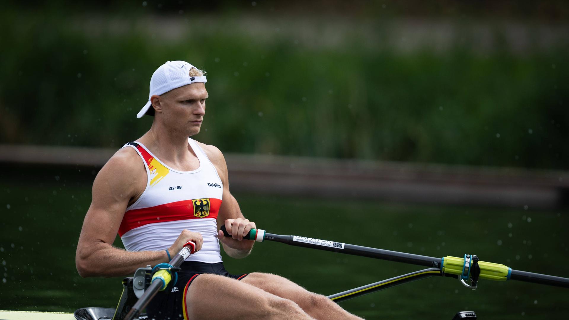 Oliver Zeidler beim Rudern | IMAGO / Action Plus