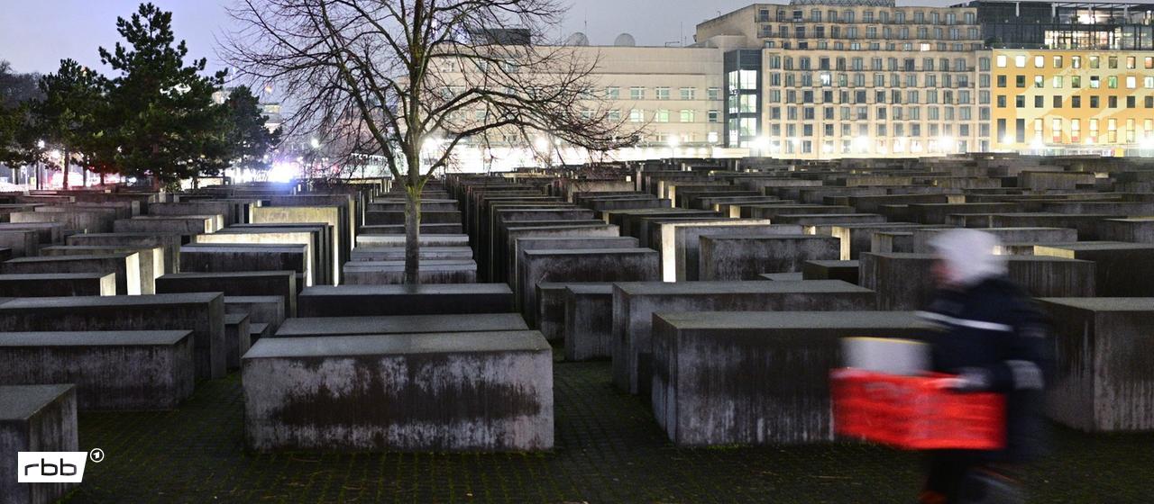 Das Holocaust-Mahnmal in Berlin (Quelle: dpa | Sebastian Gollnow)