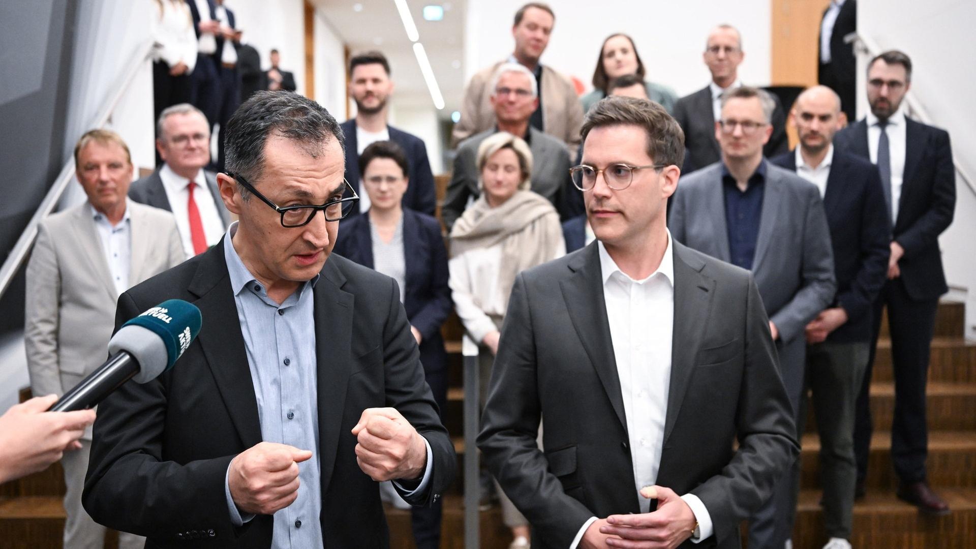 GrÃ¼ne und CDU verkÃ¼nden Abschluss der Koalitionsverhandlungen | dpa Bildfunk, picture alliance/dpa | Bernd WeiÃbrod