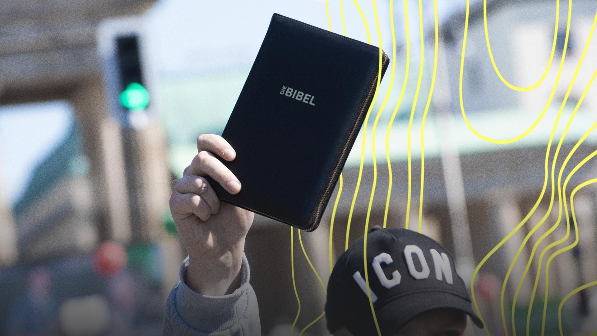 11KM-Podcast: Wie rechte Politiker das Christentum instrumentalisieren