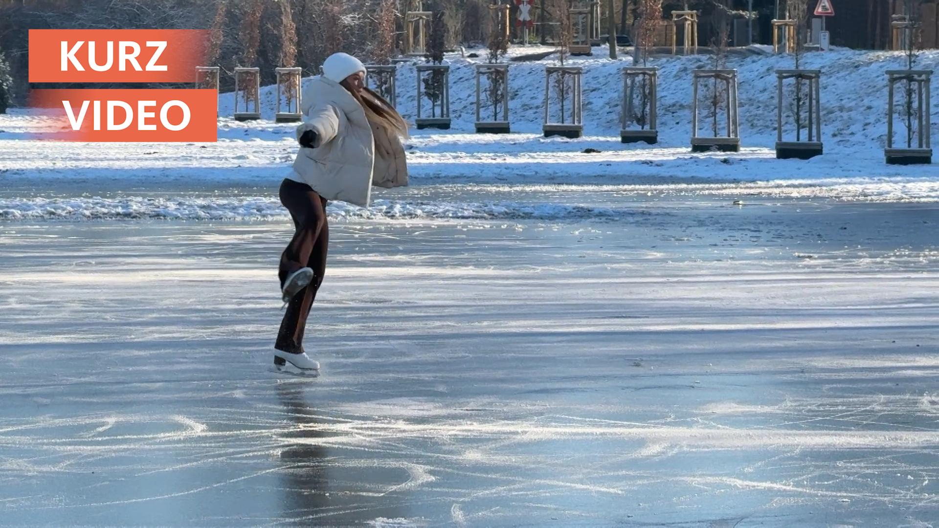 Lippstadt: Feuerwehr sorgt für Eis-Wiese zum Schlittschuhlaufen