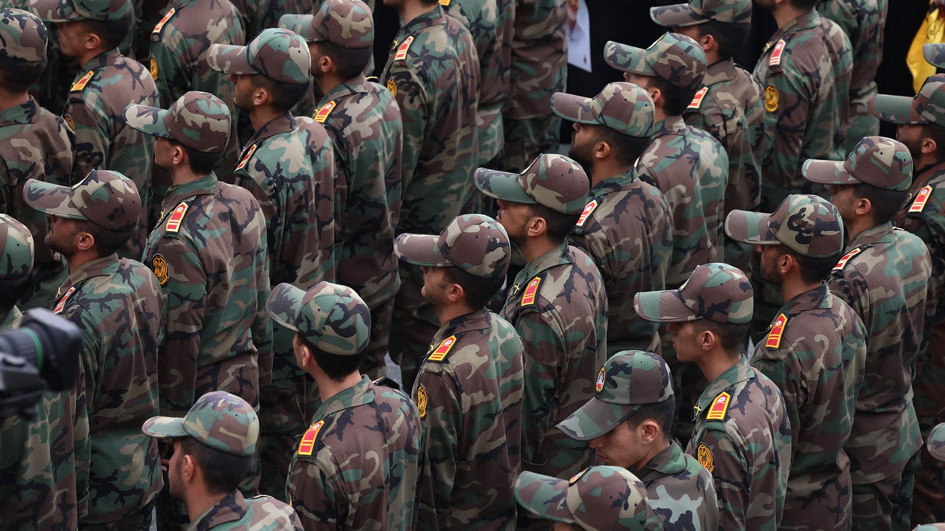 Kadetten der Revolutionsgarde in Teheran. (Archivbild: 28. Dezember 2023) | AFP