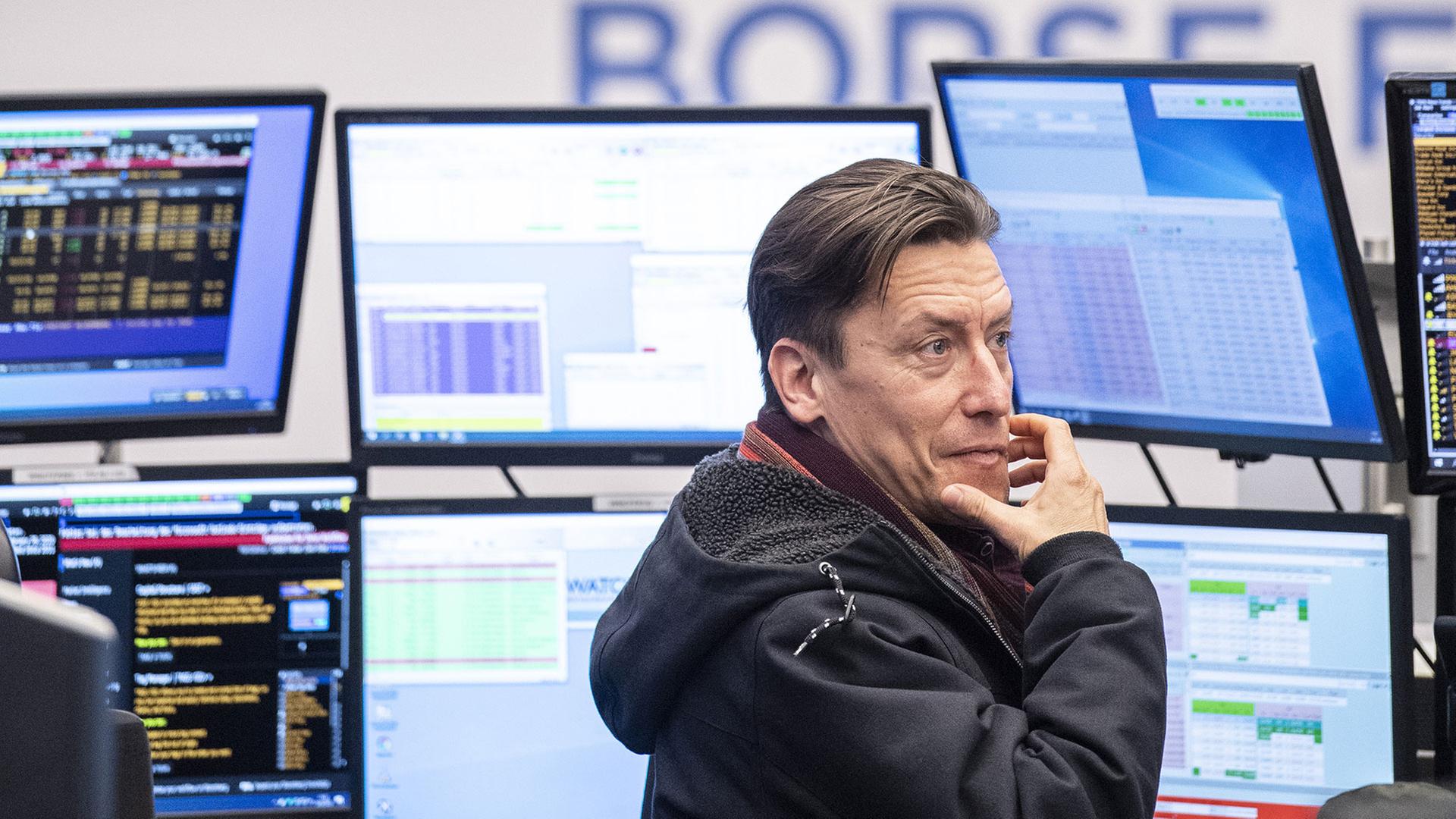 Händler an der Börse Frankfurt | 