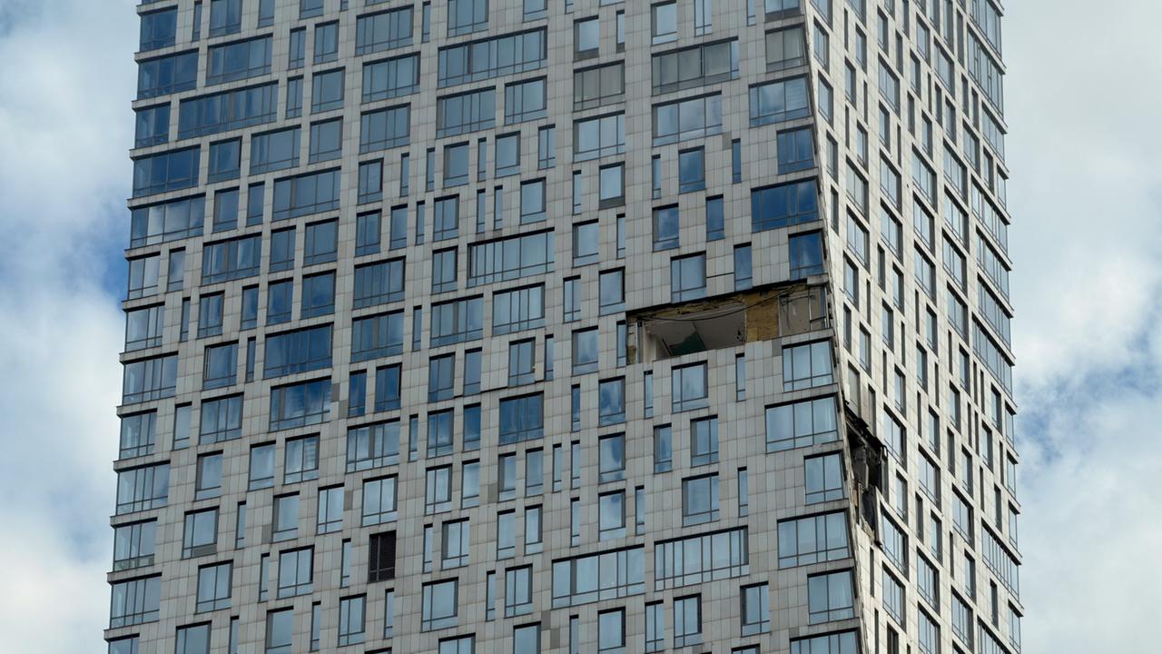 Ukrainische Drohne beschädigt Moskauer Wohnhaus