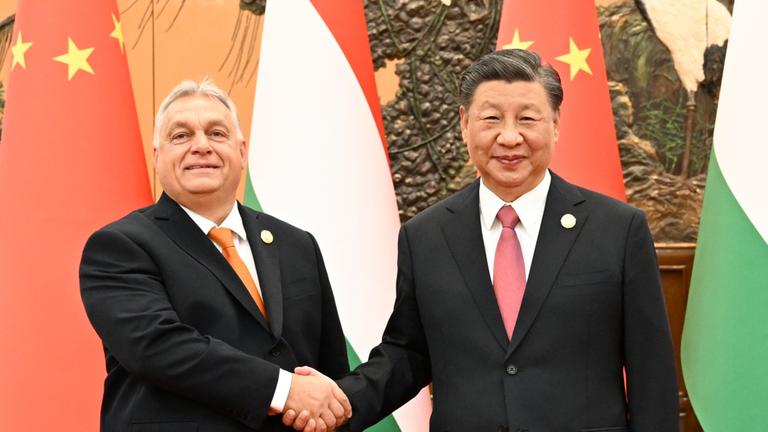 Viktor Orban und Xi Jinping in Peking