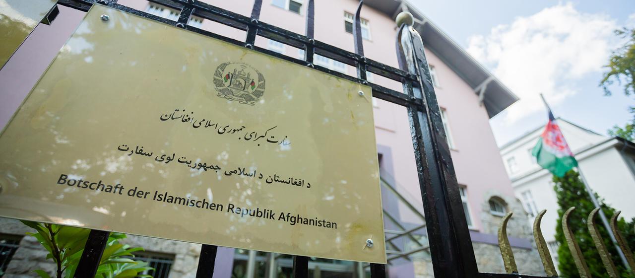 Die Botschaft der Islamischen Republik Afghanistan in Berlin-Grunewald.