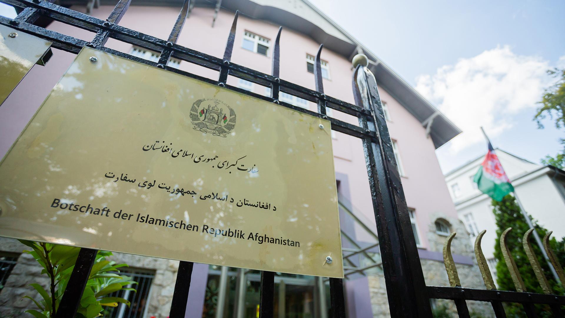 Druckmittel Reisepässe: Taliban wollen mehr Diplomaten in Europa