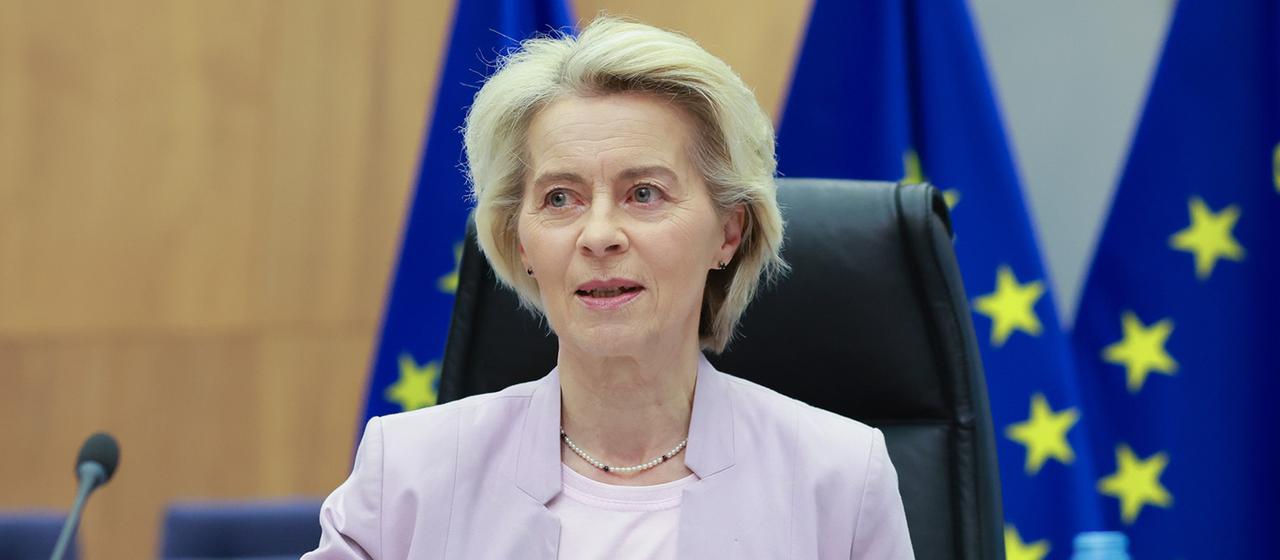 Ursula von der Leyen zu Beginn der Kollegiumssitzung der EU-Kommission in Brüssel.