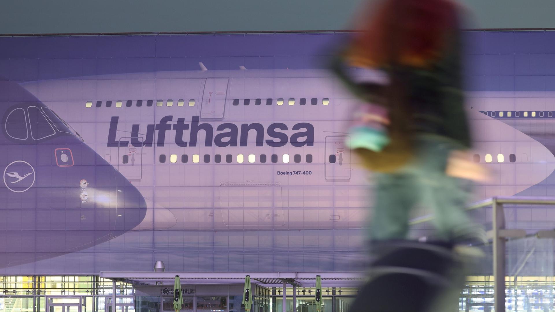 Hunderte Flugausfälle - Streikwelle zum Lufthansa-Jubiläum