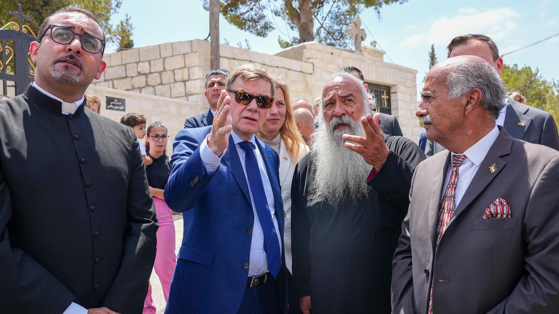 Johann Wadephul und Suleiman Khouriyeh. | dpa