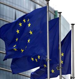 EU-Flaggen vor der EU-Kommission in Brüssel.