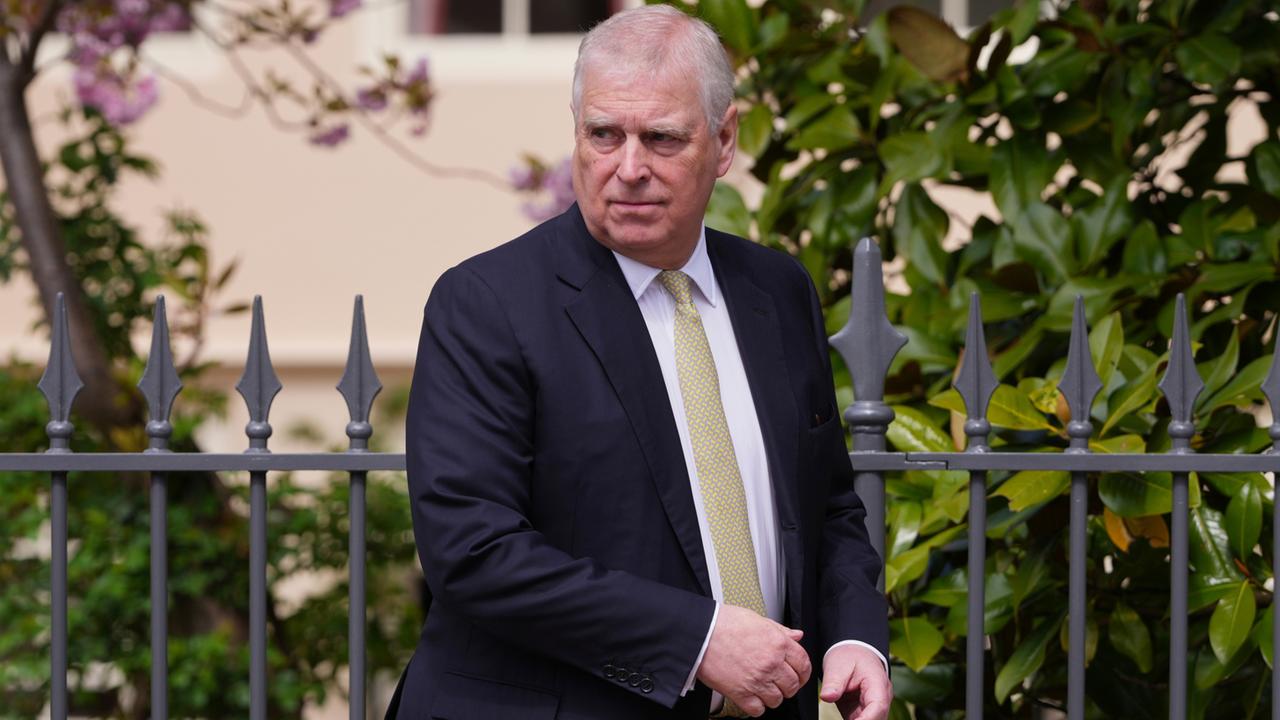 Britischer Prinz Andrew legt Titel nieder