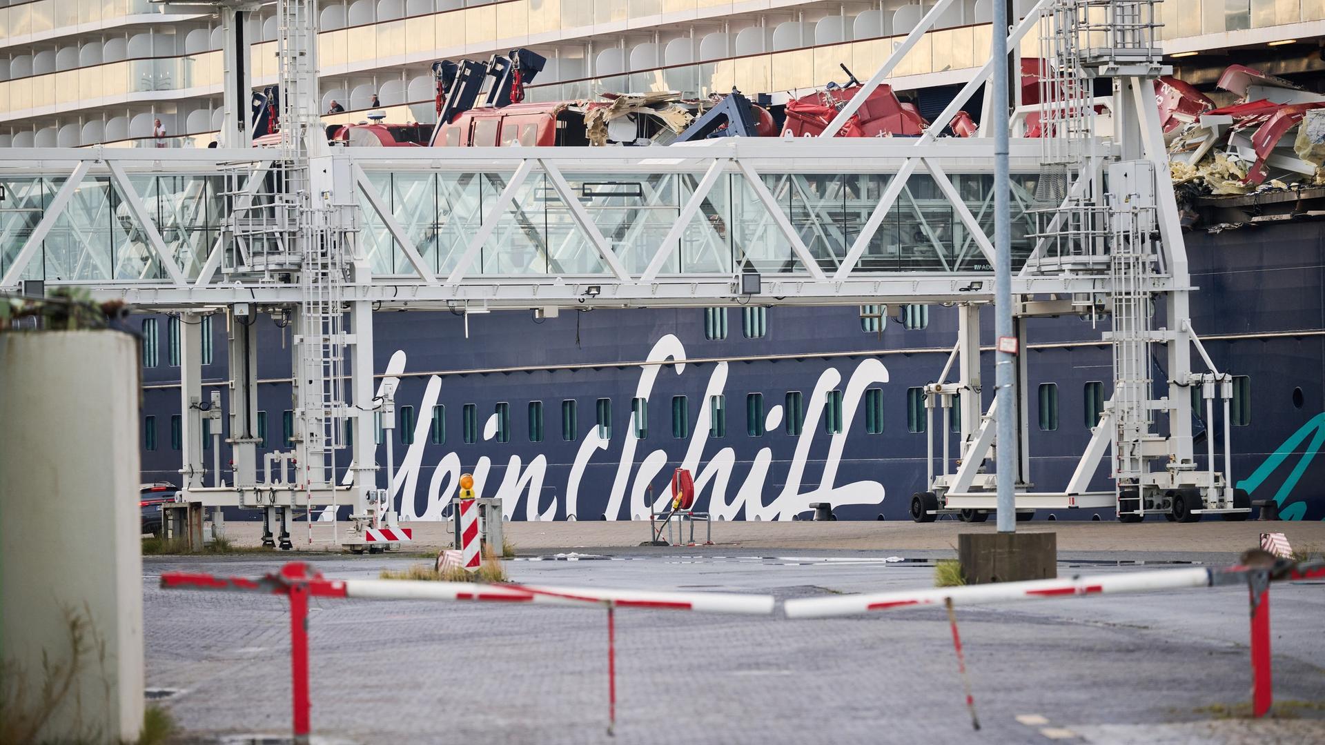 Millionenschaden bei Unfall mit Kreuzfahrtschiff in Bremerhaven