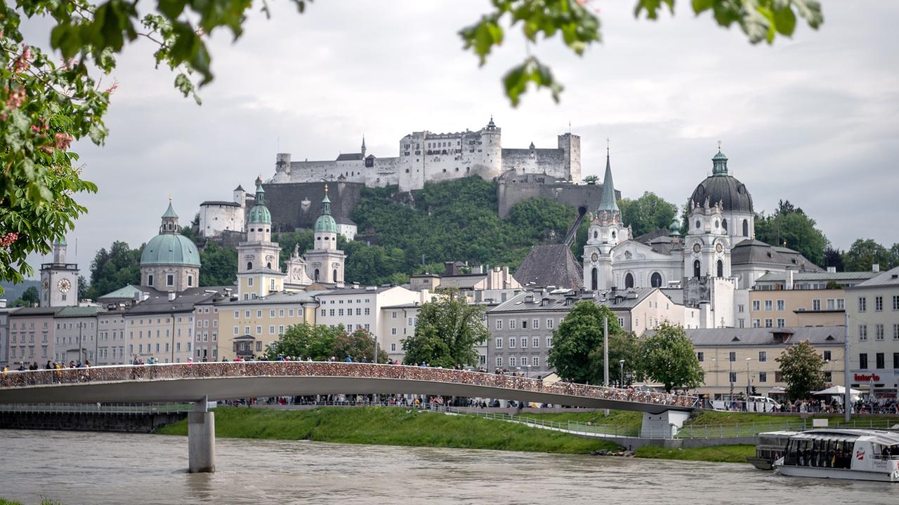 Schweiz und Österreich Top-Ziele für deutsche Auswanderer