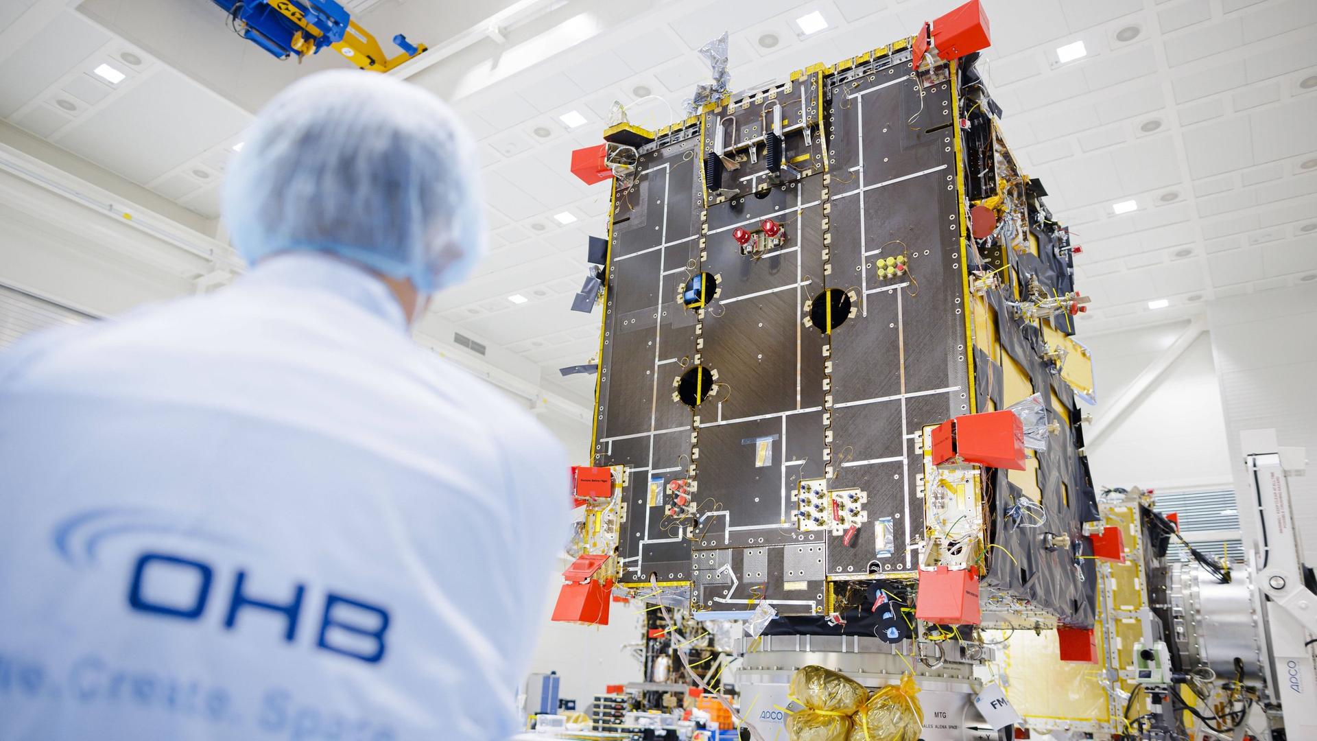OHB will neue Satellitenplattformen in Bremen bauen – und hier wachsen
