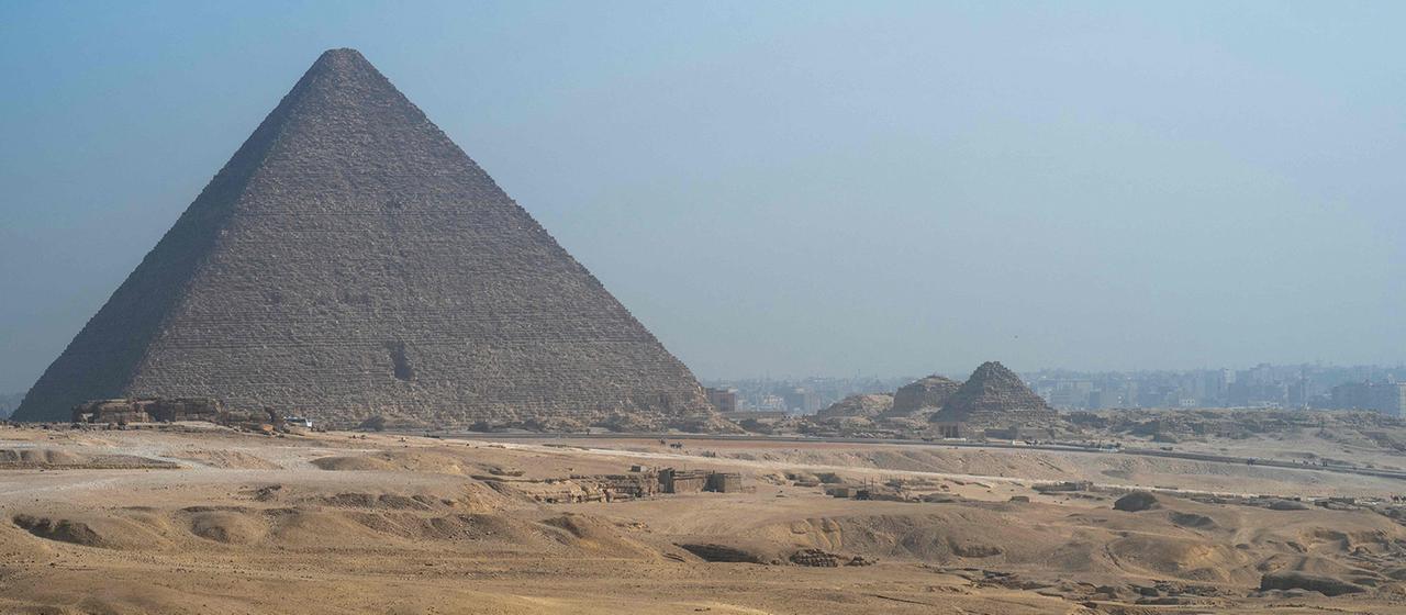 Blick auf die Cheopspyramide.