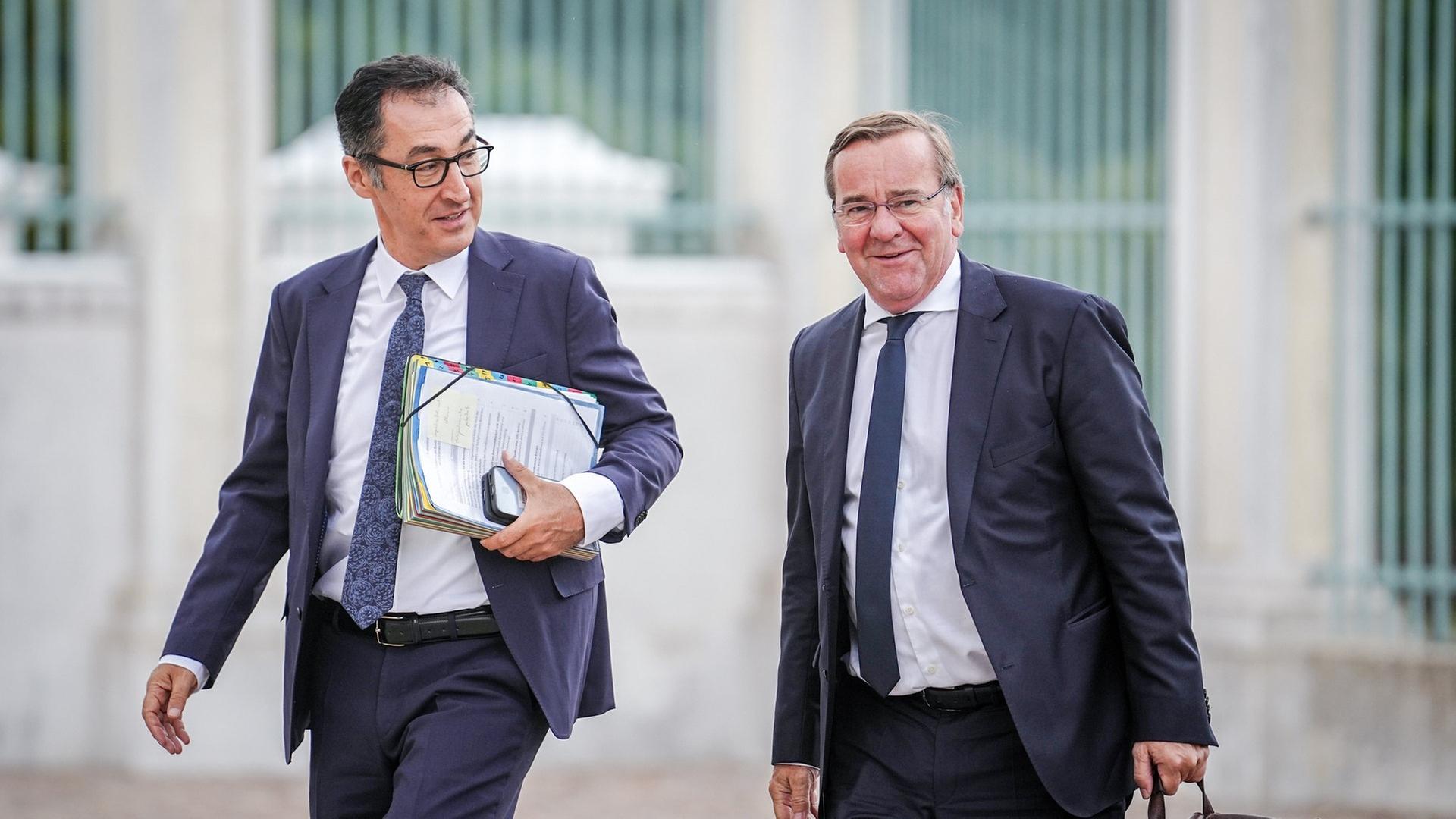 Özdemir und Pistorius werben für Verbot völkischer AfD-Landesverbände