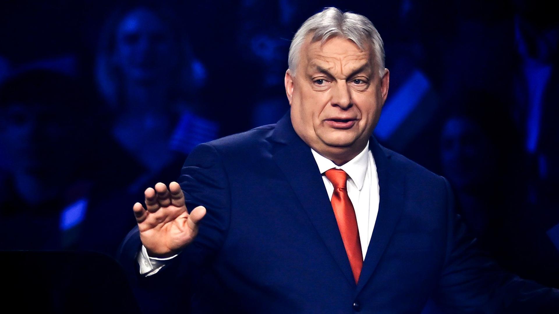 Vor der Wahl in Ungarn: Warum Orban so lange an der Macht ist