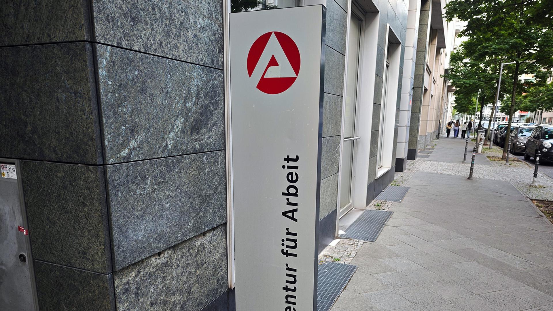 Zahl der Arbeitslosen in Berlin und Brandenburg im August gestiegen