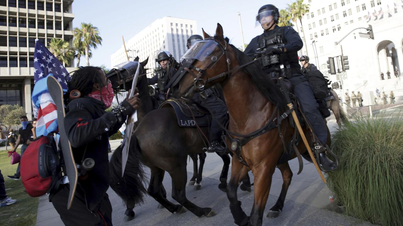 More than 200 arrests after demonstrations in Los Angeles