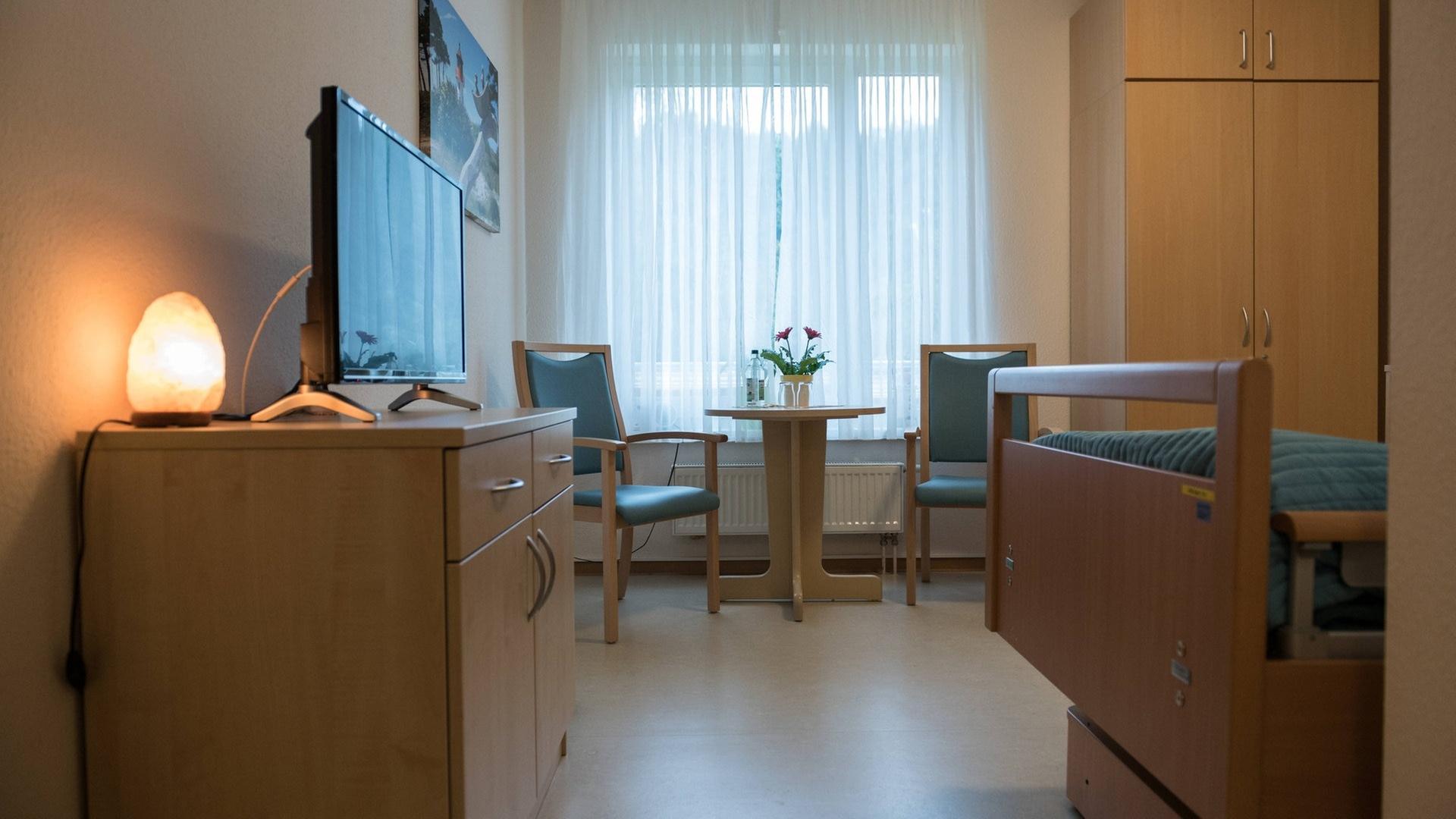 TV im Seniorenheim-Zimmer in Dahn: Keine zusätzliche GEMA-Lizenz nötig