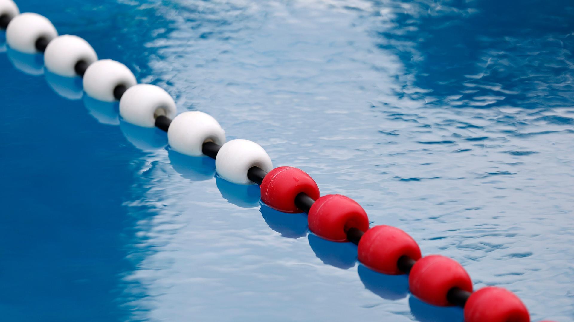 Mann stirbt bei Badeunfall in Baunataler Freizeitbad