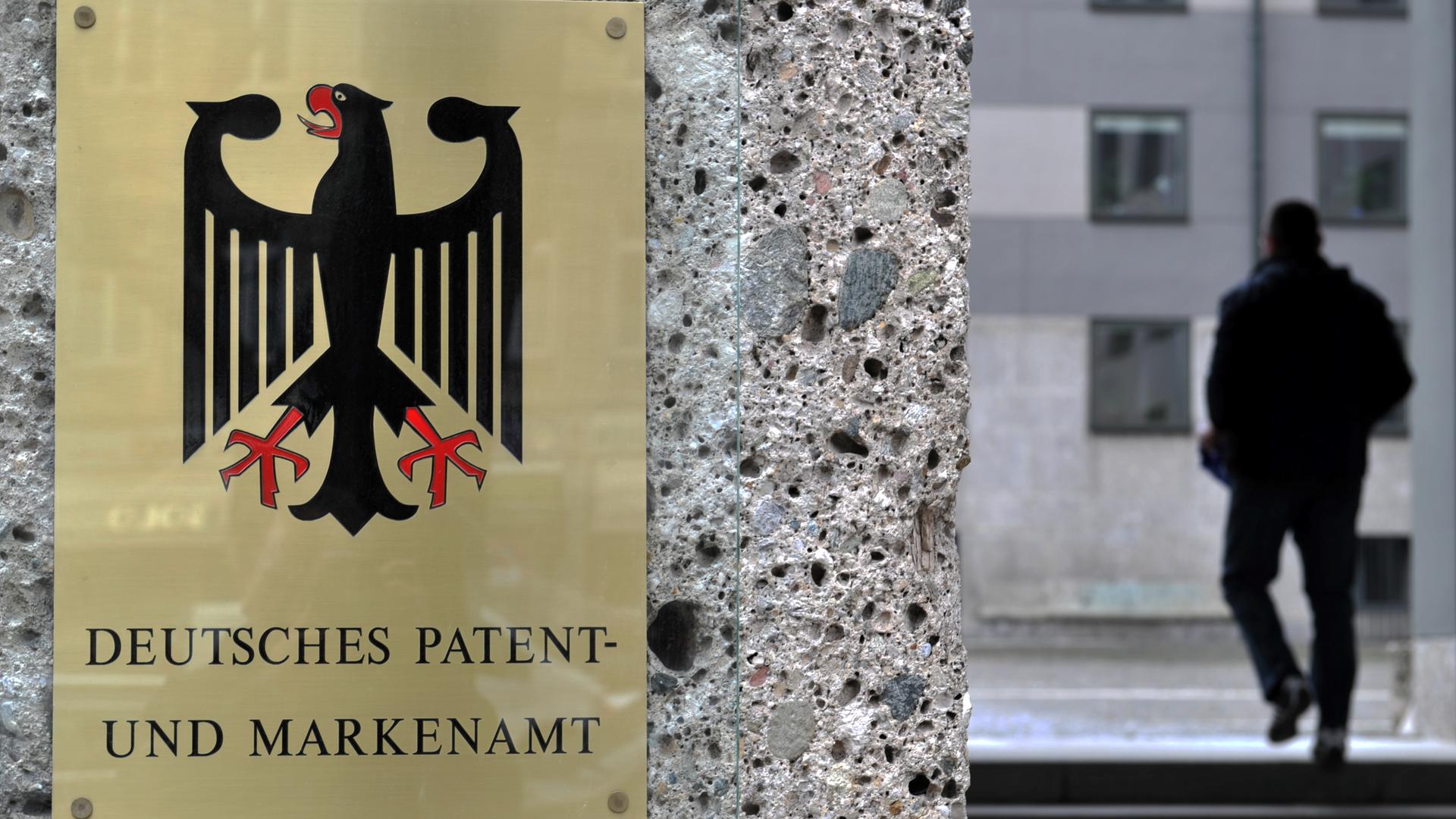 Schild des Deutschen Patent- und Markenamts | picture alliance/dpa