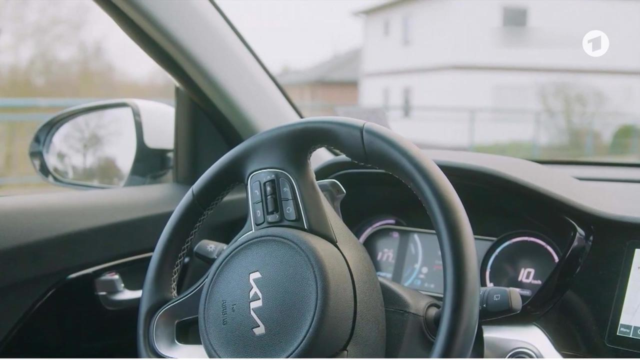 Ferngesteuerte Autos im Straßenverkehr