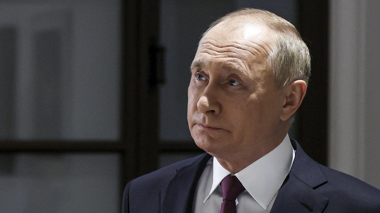 Migranten: Putin fordert EU zu Dialog mit Belarus auf | tagesschau.de