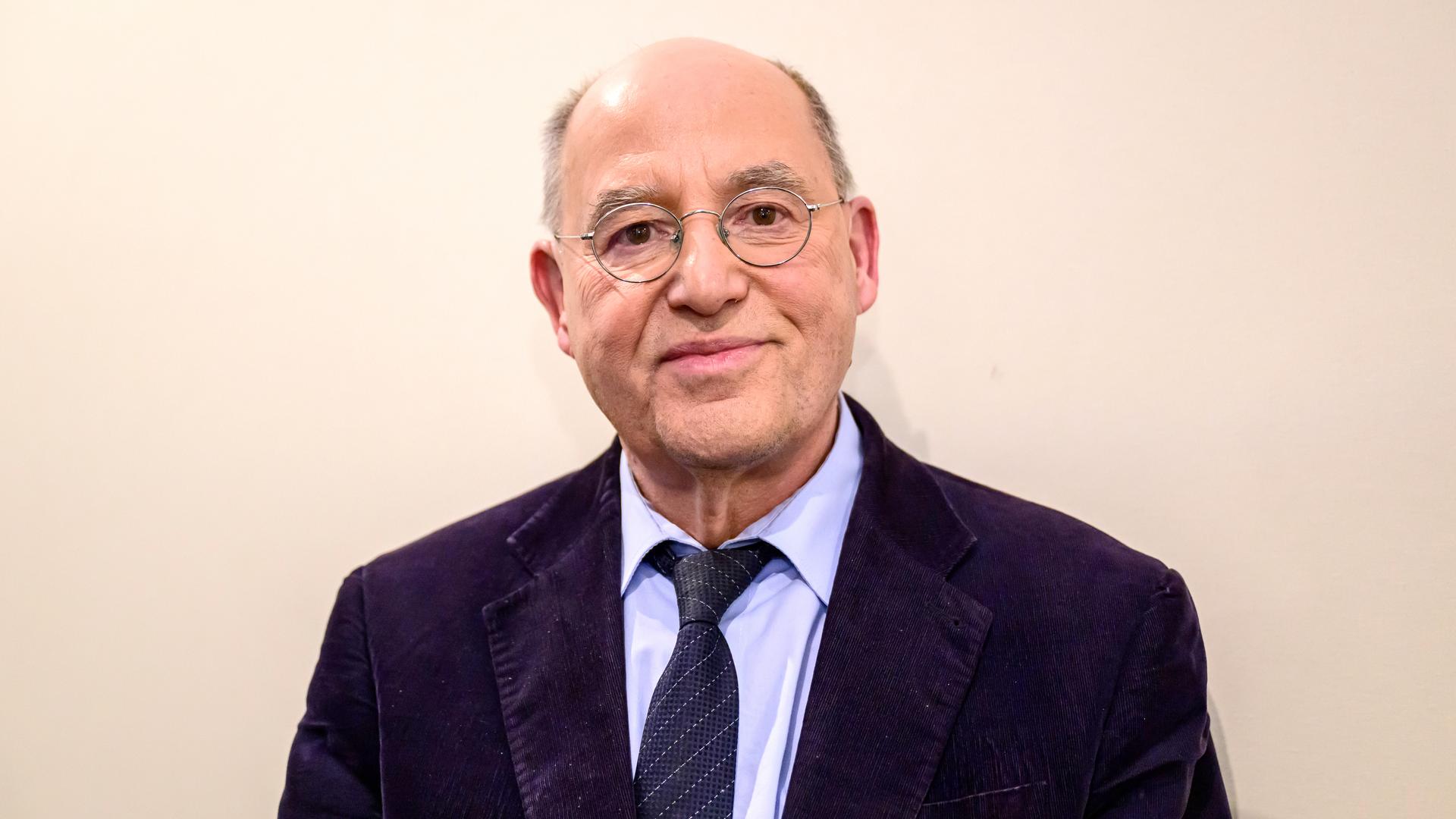 Gysi im WDR-Gespräch: "DDR auf SED, Stasi und Mauertote reduziert"