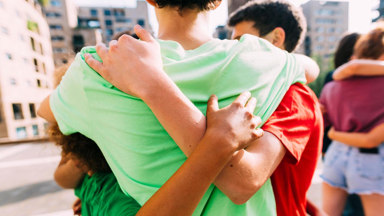 Positive Psychologie: "Einer der stärksten Faktoren ist das Füreinander"