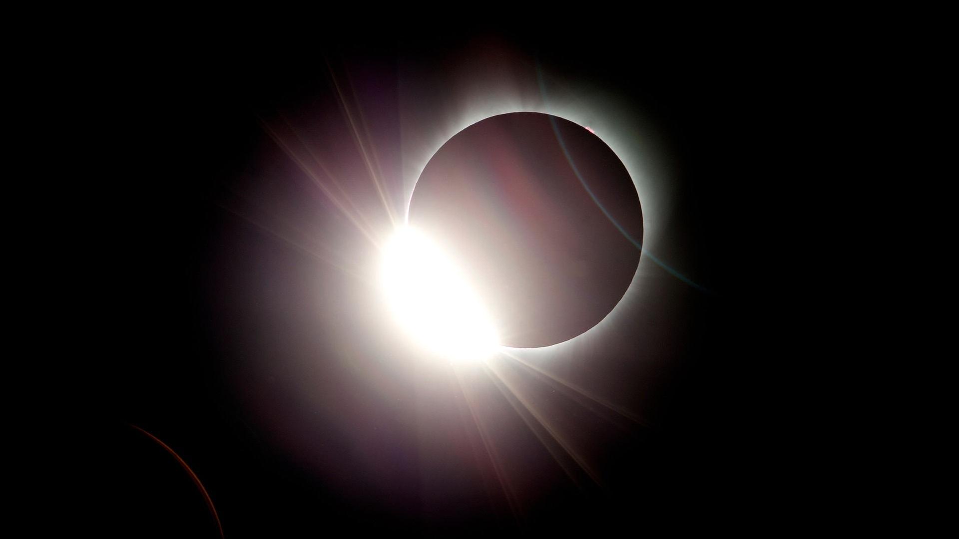 バーデン・ヴュルテンベルク州の朝のニュース：天体現象と地域のニュース