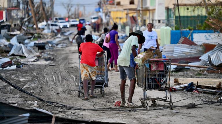 In Jamaika beginnen nach Hurrikan "Melissa" die Aufräumarbeiten.