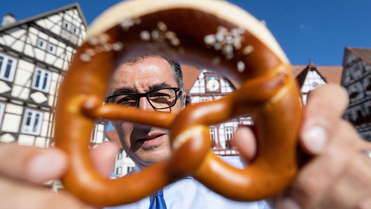 Cem Özdemir im Porträt: Mit der Brezel an die Macht
