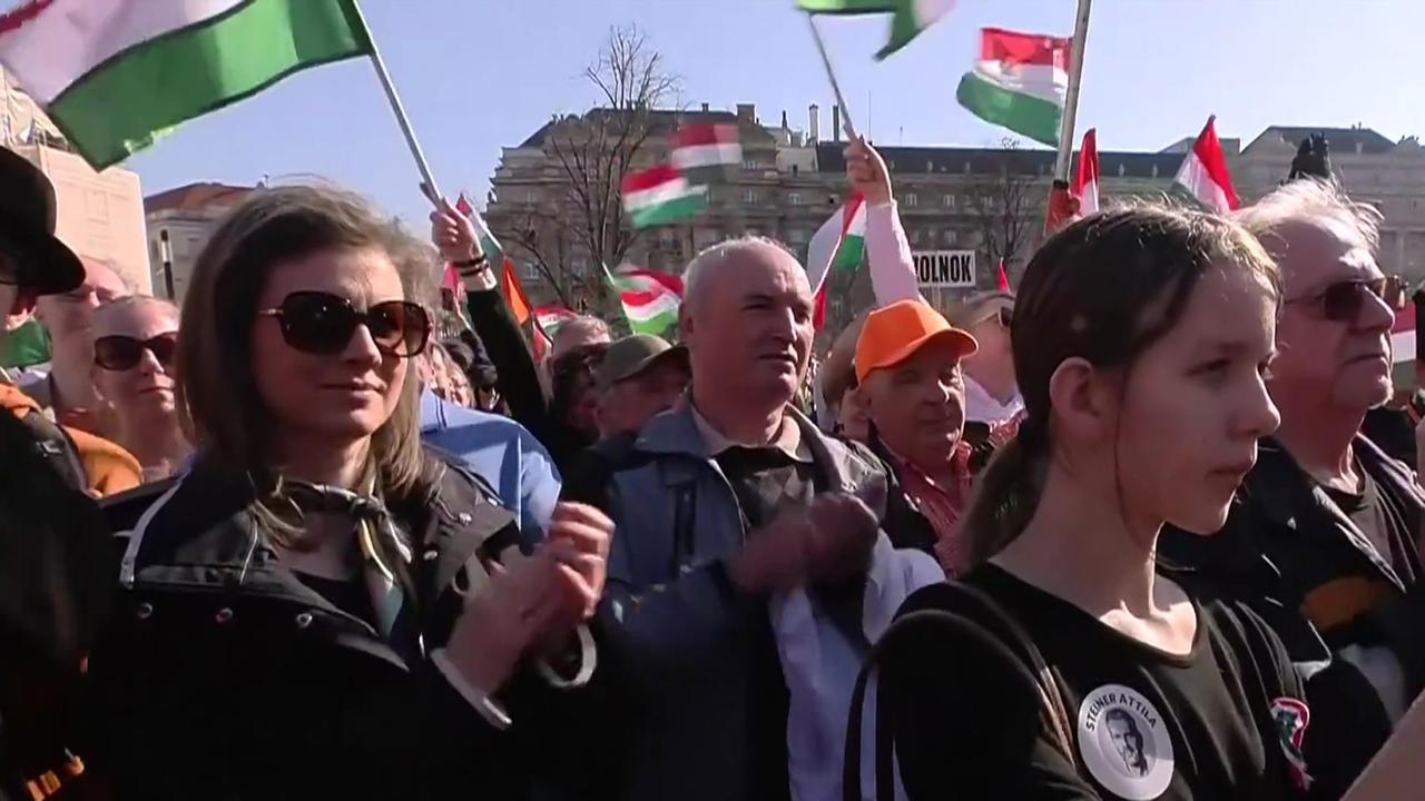 Ungarn vor Wahl: Was Orbans Aus für Europa bedeuten würde