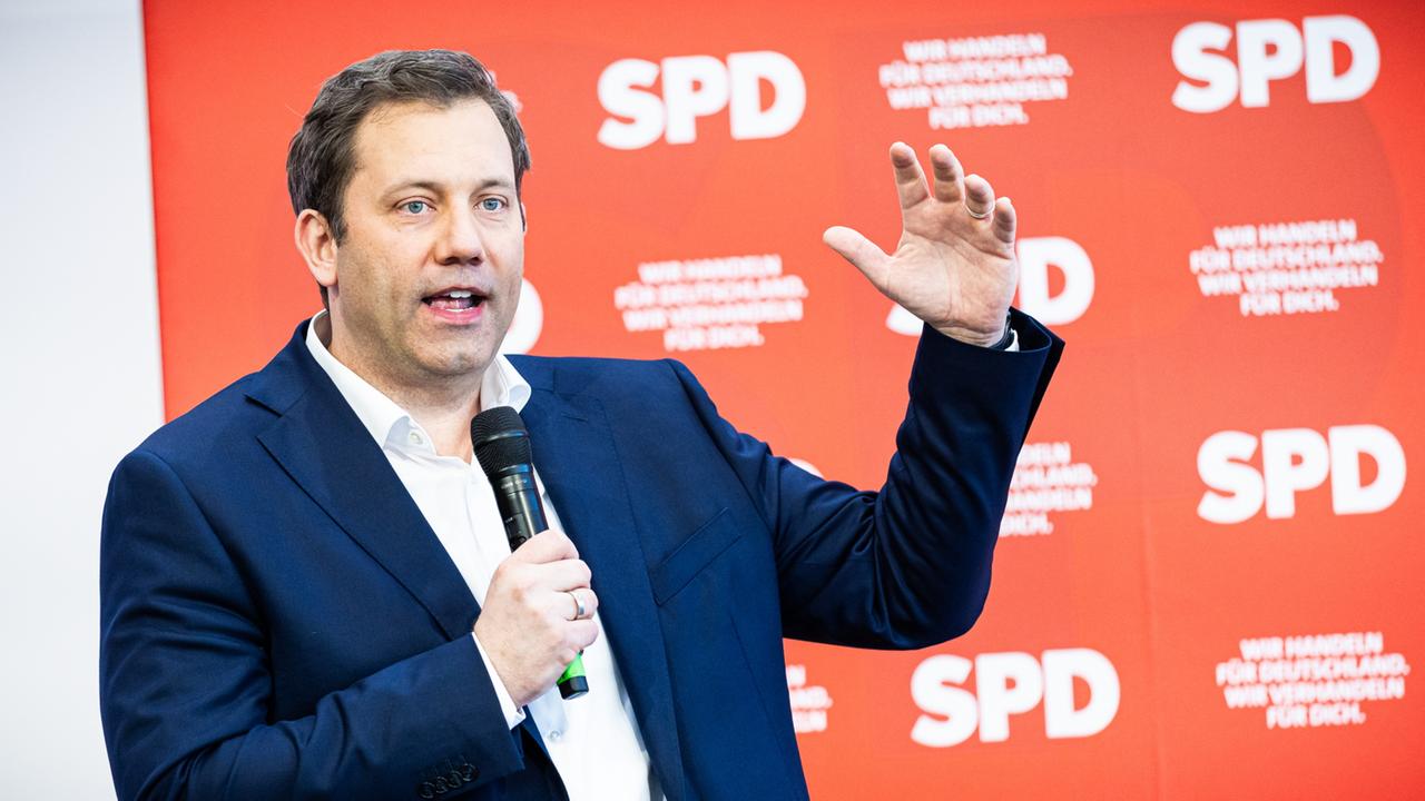 Klingbeil: "Diese Koalition hat die Verantwortung, die AfD kleinzukriegen"  | tagesschau.de