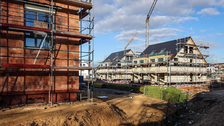 Wohnungsbau in einem Neubauviertel.