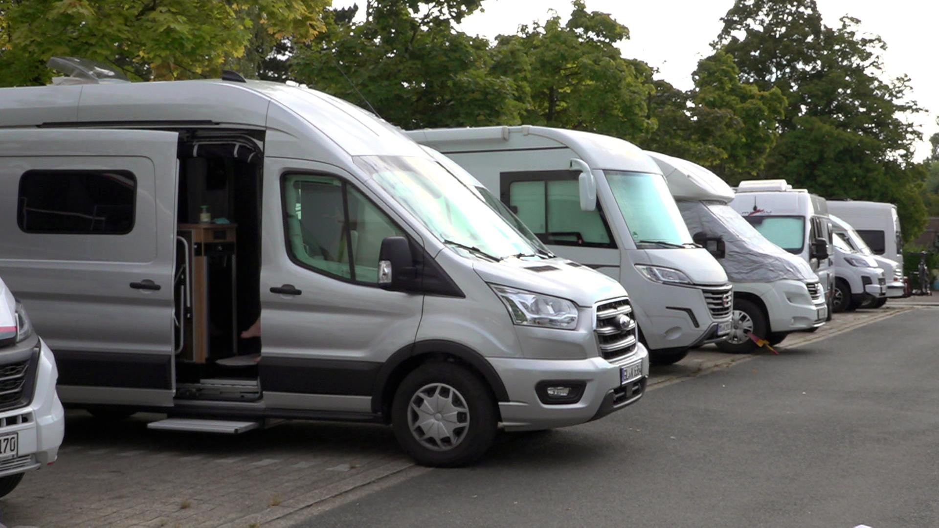 Parkplatz statt Campingplatz mit dem Wohnmobil