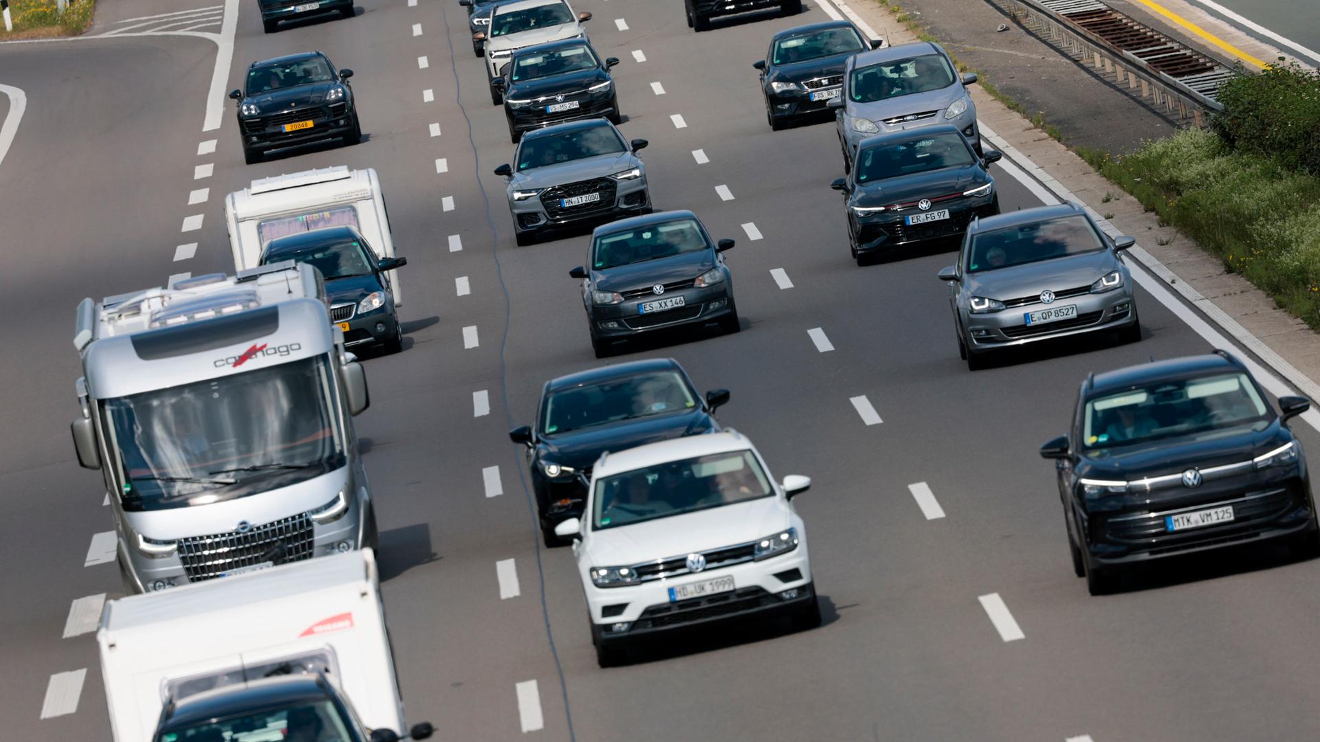 So rollt der Urlaubsverkehr durch NRW und Deutschland