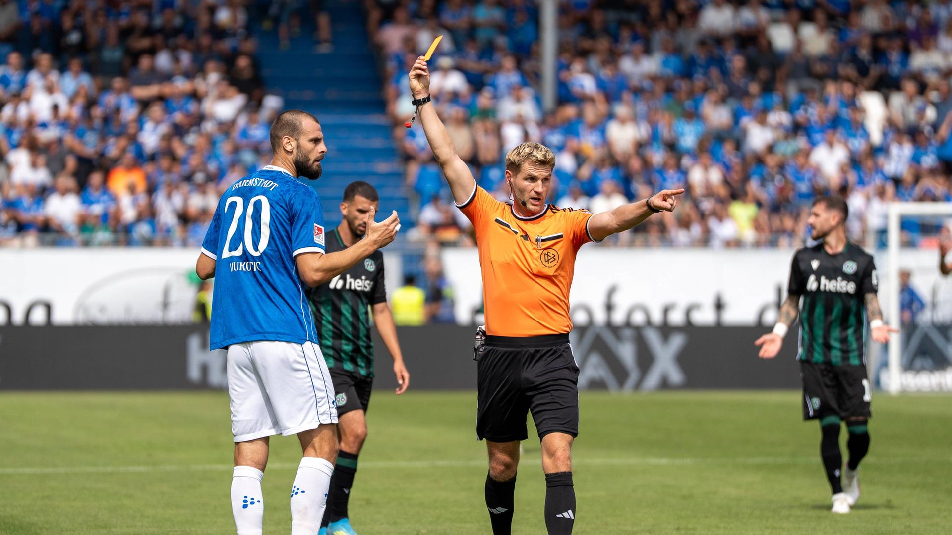 Heimniederlage gegen Hannover 96: Lilien mit Rot- und VAR-Ärger