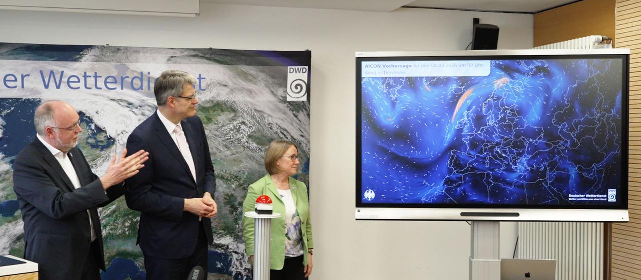 Vorstellung des KI gestützten, globale Vorhersagemodells "Aicon" des Deutschen Wetterdienstes (DWD) in Offenbach am Main, Hessen.