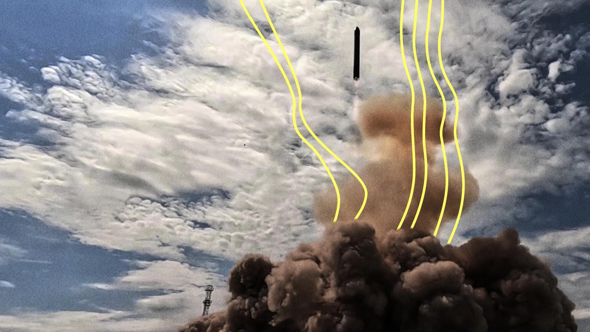 Die neue russische Interkontinentalrakete Sarmat wird an einem nicht nÃ¤her bezeichneten Ort in Russland getestet | picture alliance/dpa/Russian Defense Ministry Press Service, Uncredited