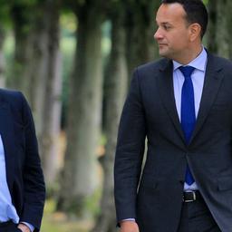 Der irische Premier Leo Varadkar (rechts) und sein britischer Kollege Boris Johnson beim Thornton Manor Hotel nahe Birkenhead bei Liverpool