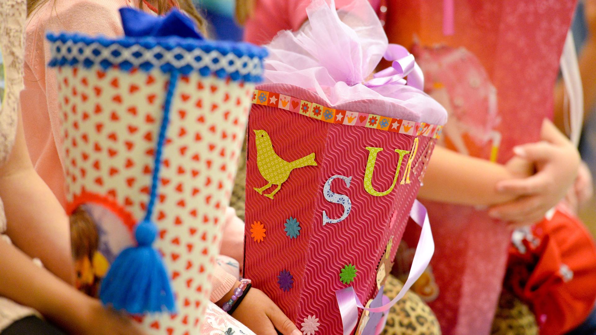 Bilder, Geschenke, Schulweg - Tipps zur Einschulung