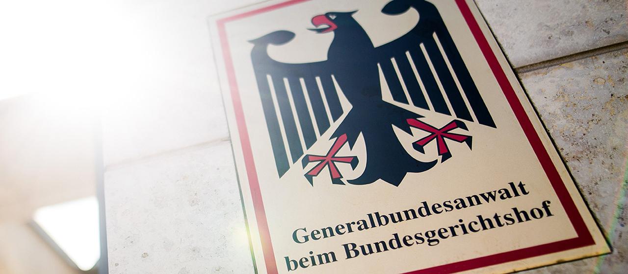 Ein Schild am Eingang zum Gebäude der Bundesanwaltschaft